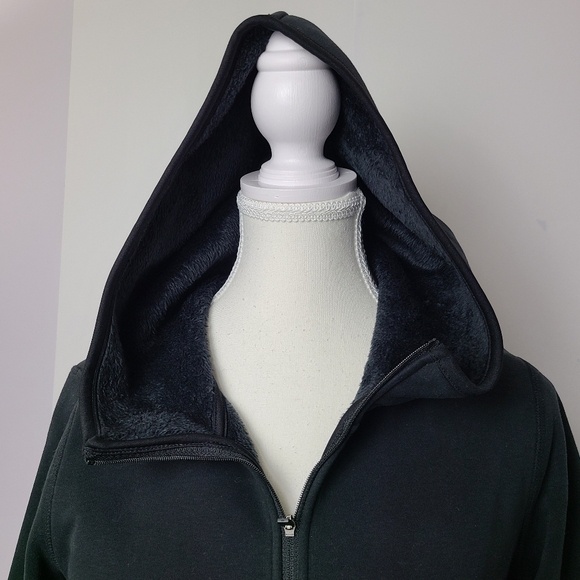 Uniqlo black zip-up hooded utility jacket, Sz M (PTP 18") - Picture 6 of 7